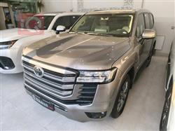 تۆیۆتا لاند کروزەر